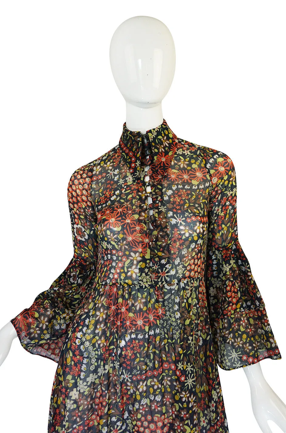 1960s Lee Bender for Bus Stop Bell Sleeve Dress