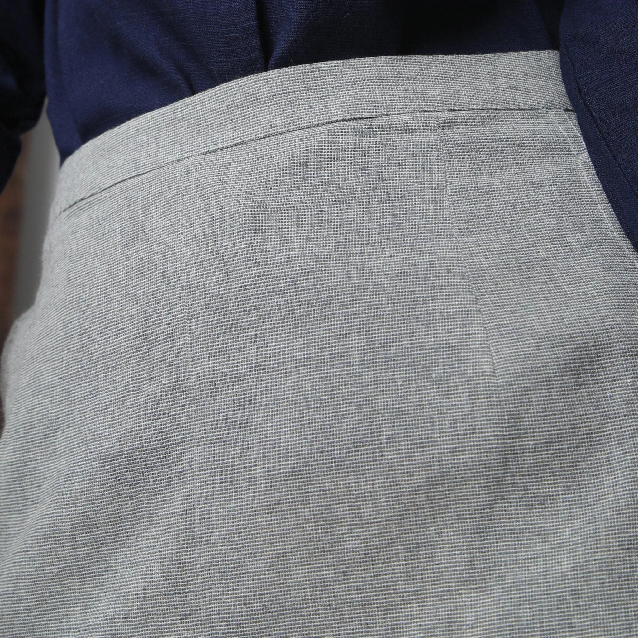 Grey Yarn Dyed 100% Cotton Mid-Rise Midi Skirt